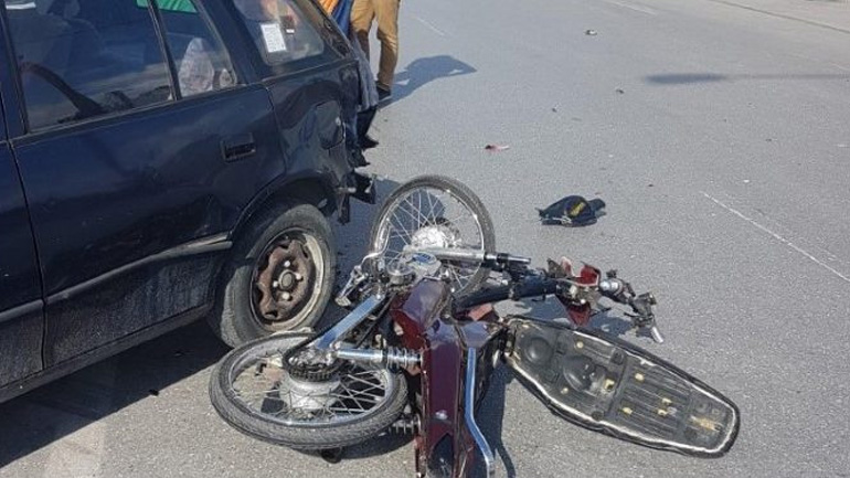 Κρήτη: Αυτοκίνητο συγκρούστηκε με δίκυκλο – Μακραίνει ο κατάλογος των τροχαίων ατυχημάτων