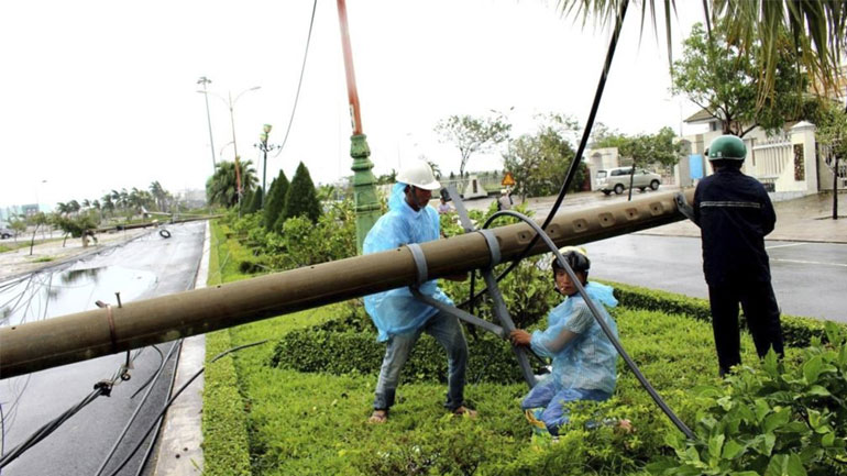 Βιετνάμ: Τουλάχιστον 49 νεκροί από τον τυφώνα Ντάμφρεϊ