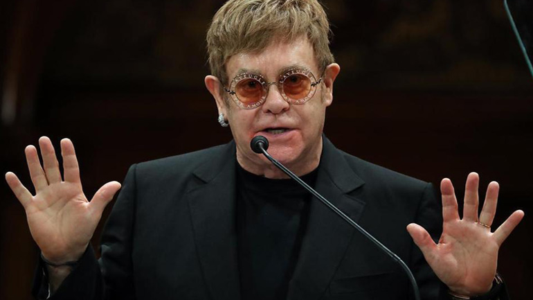 Ο Έλτον Τζον τιμάται για το φιλανθρωπικό του έργο