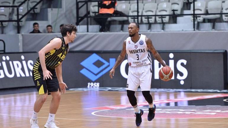 Βαριά ήττα για τον Άρη στην Τουρκία