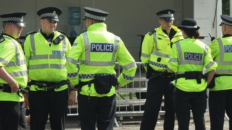 Έληξε ο συναγερμός με τη «λευκή σκόνη» στο Kοινοβούλιο της Σκωτίας