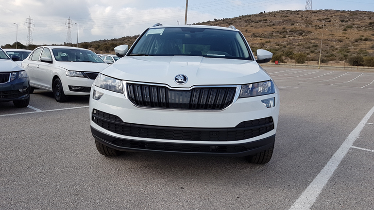Η  εμπρός όψη του νέου Skoda Karoq