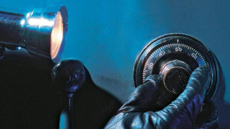 Μεσσηνία: Έκλεψαν χρηματοκιβώτιο εταιρείας χωρίς να γίνουν αντιληπτοί