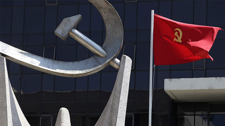 ΚΚΕ: «Η κυβέρνηση ΣΥΡΙΖΑ-ΑΝΕΛ ο πιο αποτελεσματικός υπηρέτης των επιχειρηματικών ελίτ»