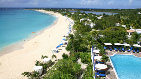 Τα Νησιά Κέιμαν που σύμφωνα με τους ειδικούς αποτελούν 'φορολογικούς παραδείσους'