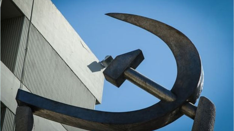 Το δρόμο για το αρχείο παίρνει η δικογραφία για υποκλοπές στο τηλεφωνικό κέντρο του ΚΚΕ