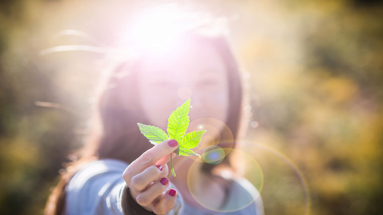 Η 1η Διεθνής Έκθεση Κάνναβης, στις 12-14 Ιανουρίου 2018, στο Κλειστό Γυμναστήριο Φαλήρου Η 1η Διεθνής Έκθεση Κάνναβης, στις 12-14 Ιανουρίου 2018, στο Κλειστό Γυμναστήριο Φαλήρου