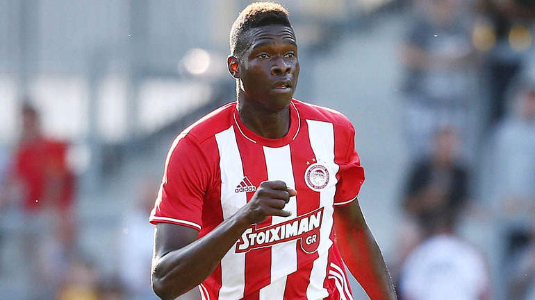 «Η Μπενφίκα βλέπει τον Σισέ»