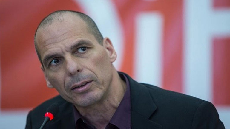 Γιάνης Βαρουφάκης: «Δεν απείλησα ποτέ με Grexit»
