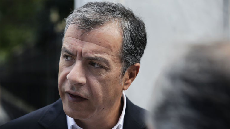 Στ. Θεοδωράκης για Δ. Κουφοντίνα: «Ένας αμετανόητος δολοφόνος 11 ανθρώπων δεν μπορεί να βγαίνει από τη φυλακή»