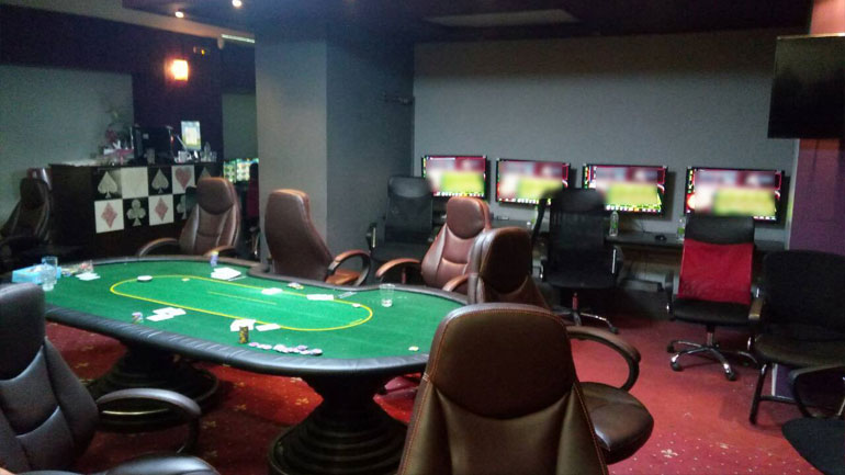 Συλλήψεις για παράνομο καζίνο στην Αττική