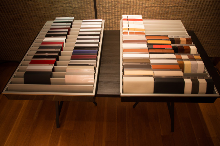 Επιλογές κορυφαίων χρωμάτων και δερμάτων...