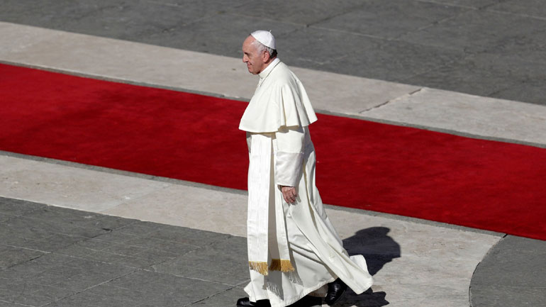 Πάπας Φραγκίσκος: Απαγορεύεται η πώληση τσιγάρων από το 2018 εντός της Αγίας Έδρας