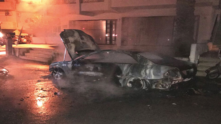 Εμπρησμός πολυτελούς οχήματος στην Αφάντου της Ρόδου