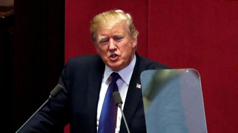 Τραμπ: «Ο Κινέζος πρόεδρος Σι τόνισε ότι θα επιβάλλει ενισχυμένες κυρώσεις ενάντια στη Βόρεια Κορέα»