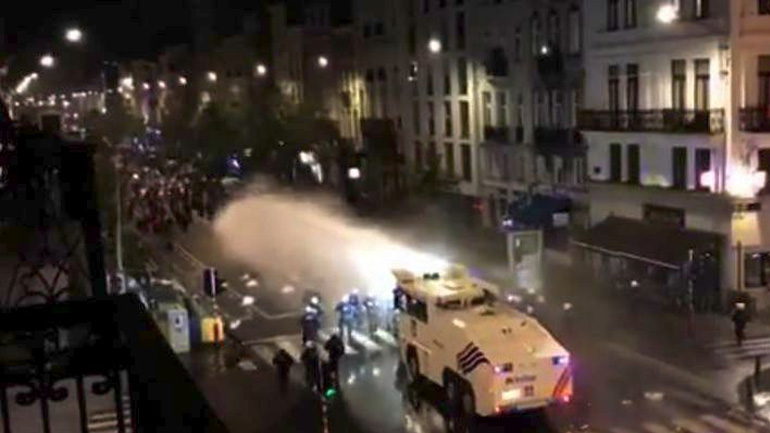 Σοβαρά επεισόδια στις Βρυξέλλες στους πανηγυρισμούς των Μαροκινών