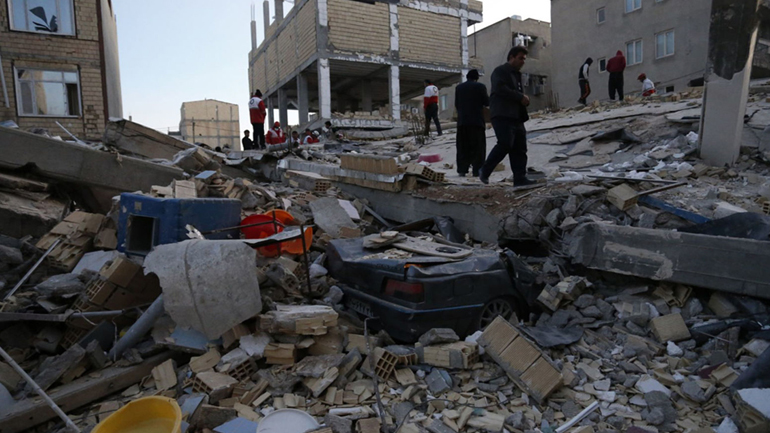 Δολοφονικός σεισμός 7,3R στα σύνορα Ιράν-Ιράκ