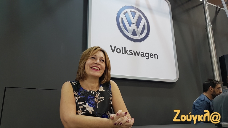 H Βίκυ Καραδήμου από το γραφείο Τύπου της Kosmocar