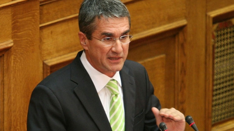 Ενιαία ρύθμιση εξισορρόπησης των βαρών για όλα τα μέσα μαζικής ενημέρωσης ζήτησε ο Α. Λοβέρδος