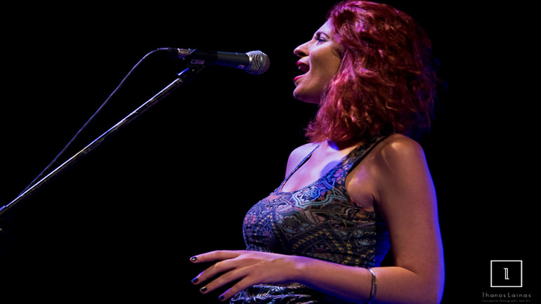 Η Λαμπρινή Καρακώστα στον Σταυρό του Νότου