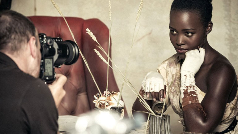 Ενθουσιάζει το νέο ημερολόγιο της Pirelli Ενθουσιάζει το νέο ημερολόγιο της Pirelli