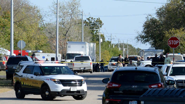 ΗΠΑ: Τουλάχιστον 4 νεκροί σε περιστατικό με πυροβολισμούς σε σχολείο στην Καλιφόρνια