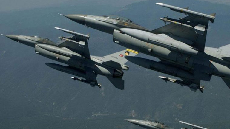 Κύπρος: Τουρκικά μαχητικά από τα κατεχόμενα πέταξαν πάνω από τη Λευκωσία