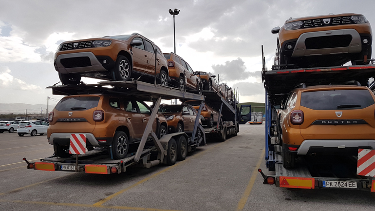 To χρυσαφί χρώμα είναι χρώμα λανσαρίσματος του νέου Duster