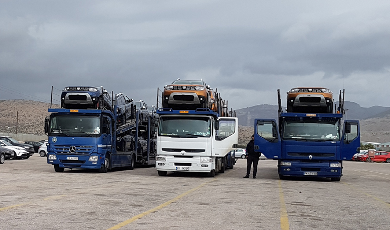 Τρεις αυτοκινητάμαξες έφεραν σήμερα 21 αυτοκίνητα