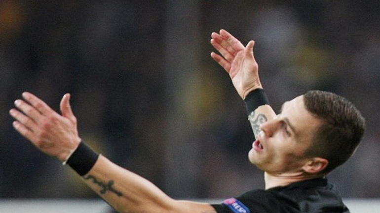 Το λάθος της ΑΕΚ να δώσει φανέλα στον Βράνιες