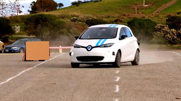 Πρωτότυπο όχημα της Renault αποφεύγει μόνο του τα εμπόδια