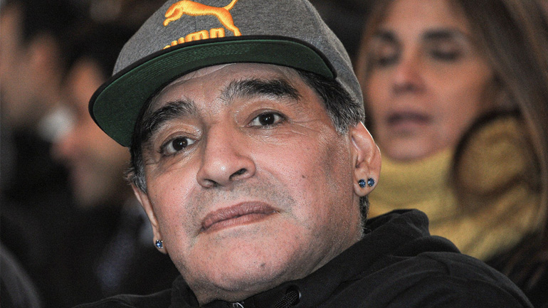 Θέλει να αναλάβει την εθνική ομάδα ο Μαραντόνα