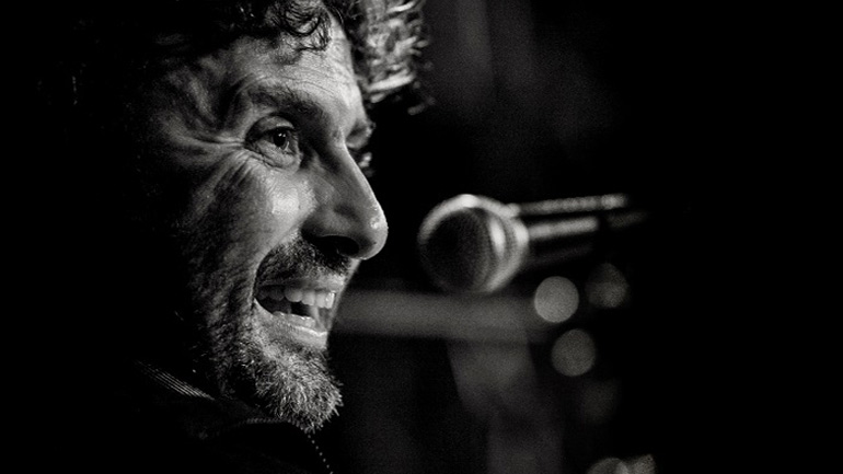 Ο Ψαρογιώργης στο Γυάλινο Μουσικό Θέατρο