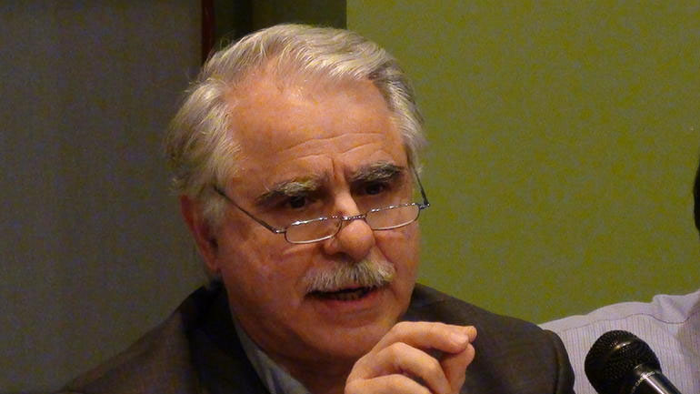 Γ. Μπαλάφας: Με προσοχή και ψυχραιμία αντιμετωπίζουμε τους πρόσφυγες στην πλατεία Αριστοτέλους