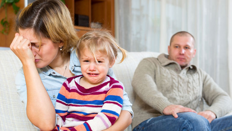 Έρευνα: Μεγαλύτερος κίνδυνος κατάθλιψης για τους εφήβους που έχουν πατέρες με κατάθλιψη