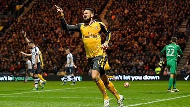 Χωρίς Ζιρού η Άρσεναλ στο λονδρέζικο ντέρμπι με την Τότεναμ