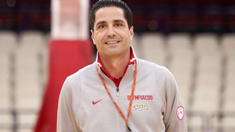 Σφαιρόπουλος: «Οι παίκτες μου αντέχουν, γι’ αυτό είναι στον Ολυμπιακό»