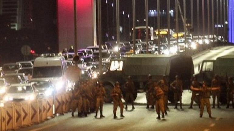 Οι αρχές της Τουρκίας συνέλαβαν 136 υπόπτους για την απόπειρα πραξικοπήματος