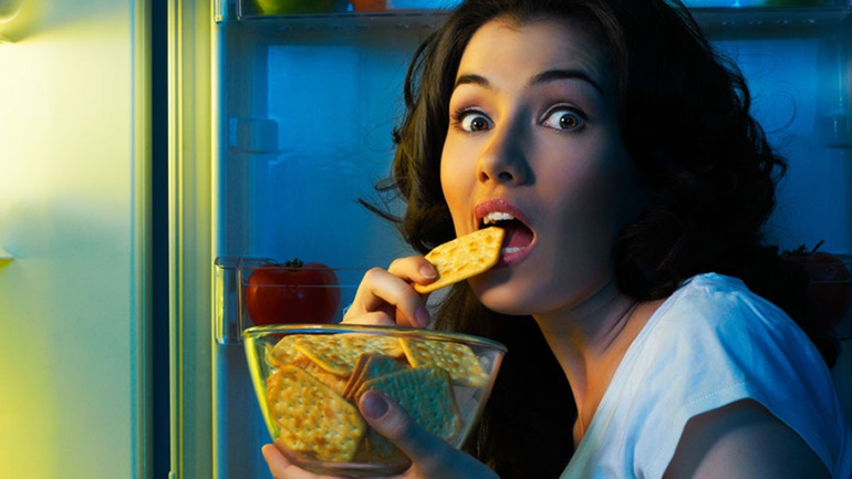 Πώς να ξεγελάσετε τις λιγούρες σας για να μη χαλάσετε τη δίαιτά σας