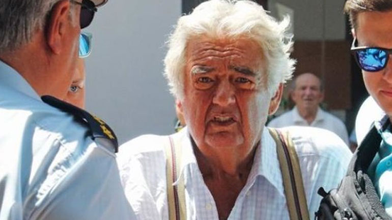 Απεβίωσε ο Θρασύβουλος Λυκουρέζος, ο καπετάνιος της τραγωδίας στην Πέρδικα της Αίγινας