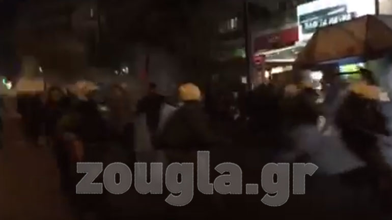 Eπεισόδια και μολότοφ στα Εξάρχεια