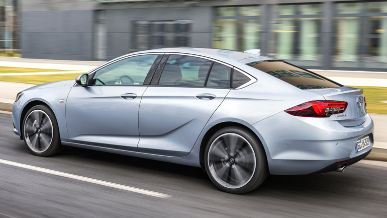 Σε σχέση με τον προκάτοχό του έχει κάνει άλματα προόδου σε όλους τους τομείς