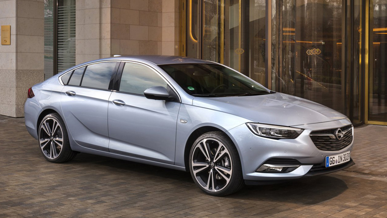 Η τιμή της συγκεκριμένης έκδοσης κοστίζει 31.500 ευρώ. Με δύο χιλιάδες επιπλέον το πήρες φουλ έξτρα