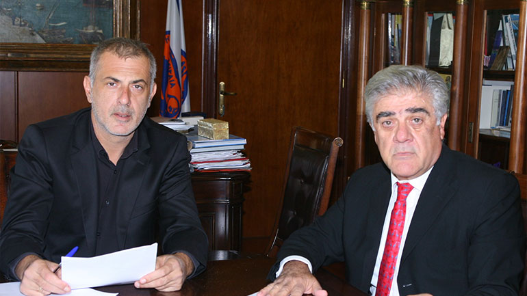 Σύμφωνο συνεργασίας μεταξύ του Δήμου Πειραιά και του Εκπαιδευτικού Ομίλου ΑΚΜΗ