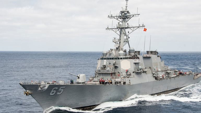 Σύγκρουση αμερικανικού πλοίου με  ιαπωνέζικο ρυμουλκό