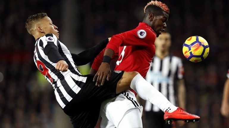 Στη δεύτερη θέση η Γιουνάιτεντ, 4-1 τη Νιούκαστλ