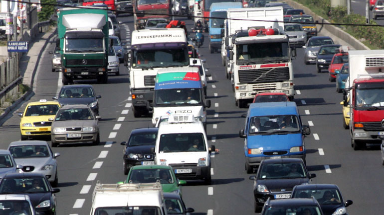 Καμία αλλαγή στα τέλη κυκλοφορίας του 2018