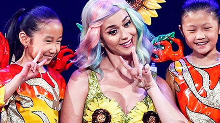 Στο αέρα το show της Victoria’s Secret στη Σαγκάη! – Ακυρώθηκε και η συμμετοχή της Katy Perry