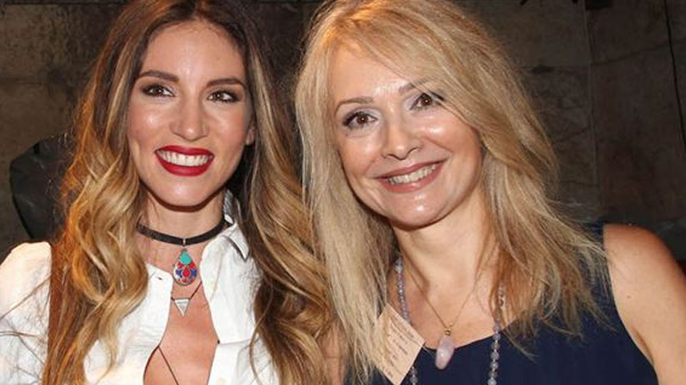 Η Νίκη Παλληκαράκη πάντρεψε την Αθηνά Οικονομάκου!