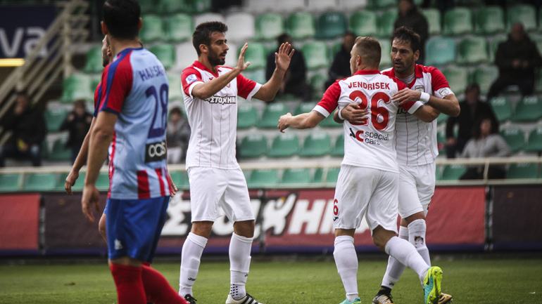 «Τρίποντο» η Ξάνθη, 2-0 τον Πανιώνιο